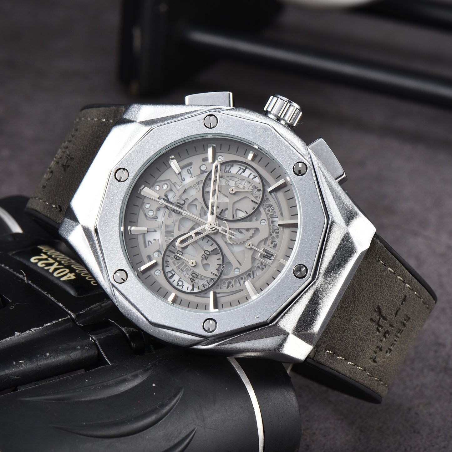 Hublot Quartz Watch - Customized Watch Store